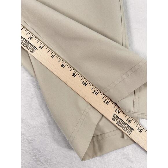 Callaway Golf Shorts Size 6 Womens Long 12” Inseam Lightweight Tan Beige Black - Picture 3 of 5